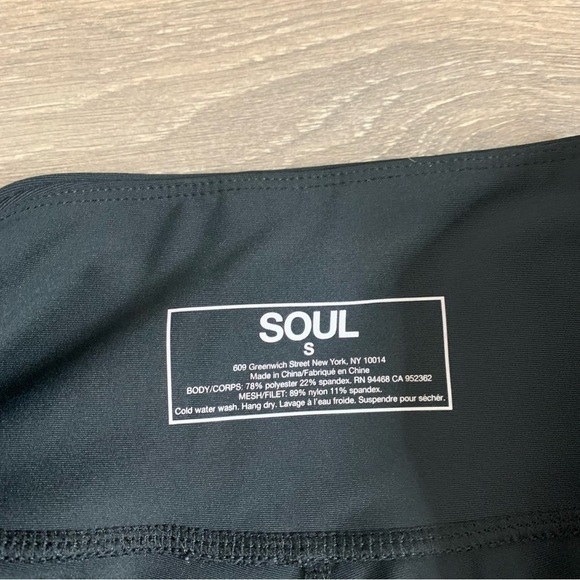 Soul by SoulCycle Cross Color Podium Leggings High Rise Waist Black Pink - Picture 11 of 12